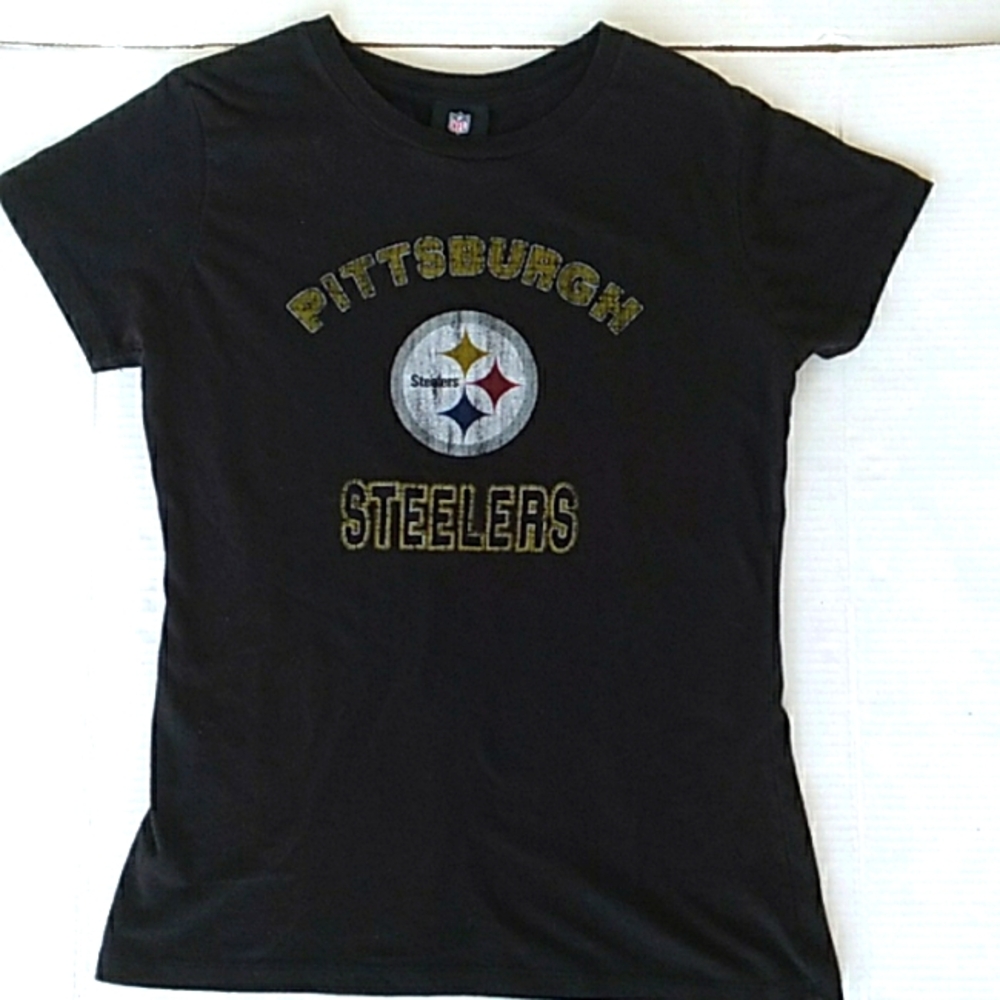 Pittsburgh Steelers T-shirt Size Medium